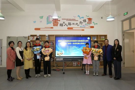 CCTV6 VIP影院 全部 电影 电视剧 影人 视频 图片 新闻 更新时间 所有 1小时内 今日内 1周内 1个月内 从资讯频道搜索 结果 53028 条 马丽、鲁豫、卫诗雅对话 澳门国际喜剧节论坛举办 2026-04-13 ，连续三届喜剧节发起人马丽与陈鲁豫、卫诗雅三位女性创作者展开跨界对话，聚焦女性喜剧创作、角色主体性与成长力量，为澳琴双城喜剧盛会注入鲜明“她力量”。