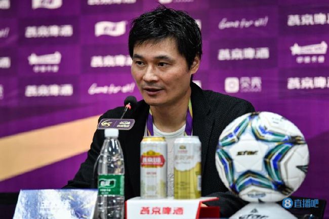 《照亮你》路透曝光 2022-04-07 4月7日，由陈伟霆、章若楠主演的《照亮你》婚纱路透图在网上被曝光。