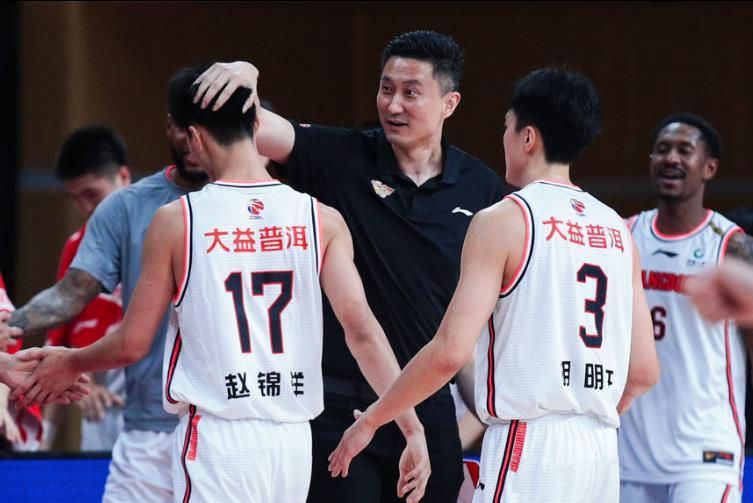 我们将会和支持我们的观众影院一起战斗。