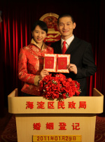 田中表示和樱在一起的时光，每天都在 田中圭参演《月圆月缺》发布预告 饰有村架纯前夫 2022-09-07 9月7日，电影《月圆月缺》公布全新预告、海报，披露了更多共演阵容的同时，目黑莲（25）饰演的三角哲彦中年造型也首度曝光。