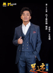 中国式家庭的爱与困境从压抑到双向奔赴近年来，大银幕上对中国式家庭的刻画经历了显著的变化，反映了社会观念的进步与家庭关系的演变。